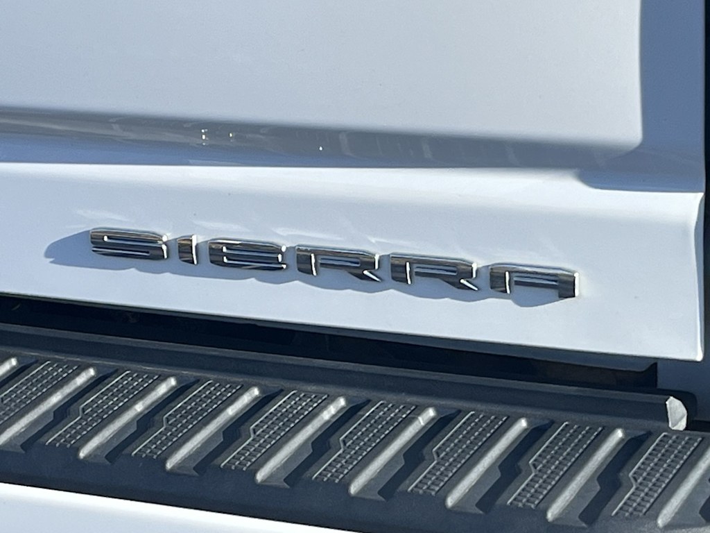 Thumbnail: 2021 GMC Sierra 3500 - 7