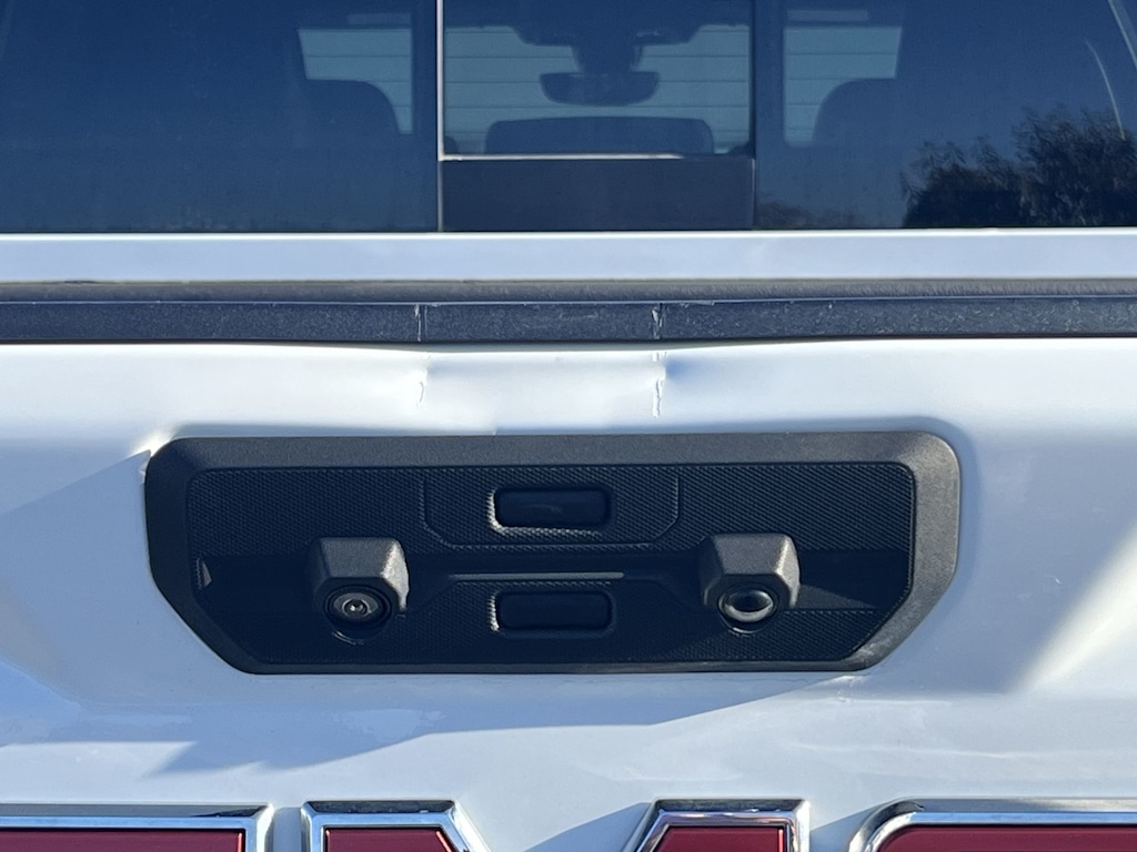 Thumbnail: 2021 GMC Sierra 3500 - 22