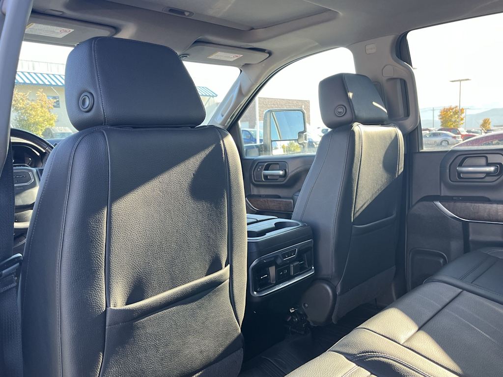 Thumbnail: 2021 GMC Sierra 3500 - 13