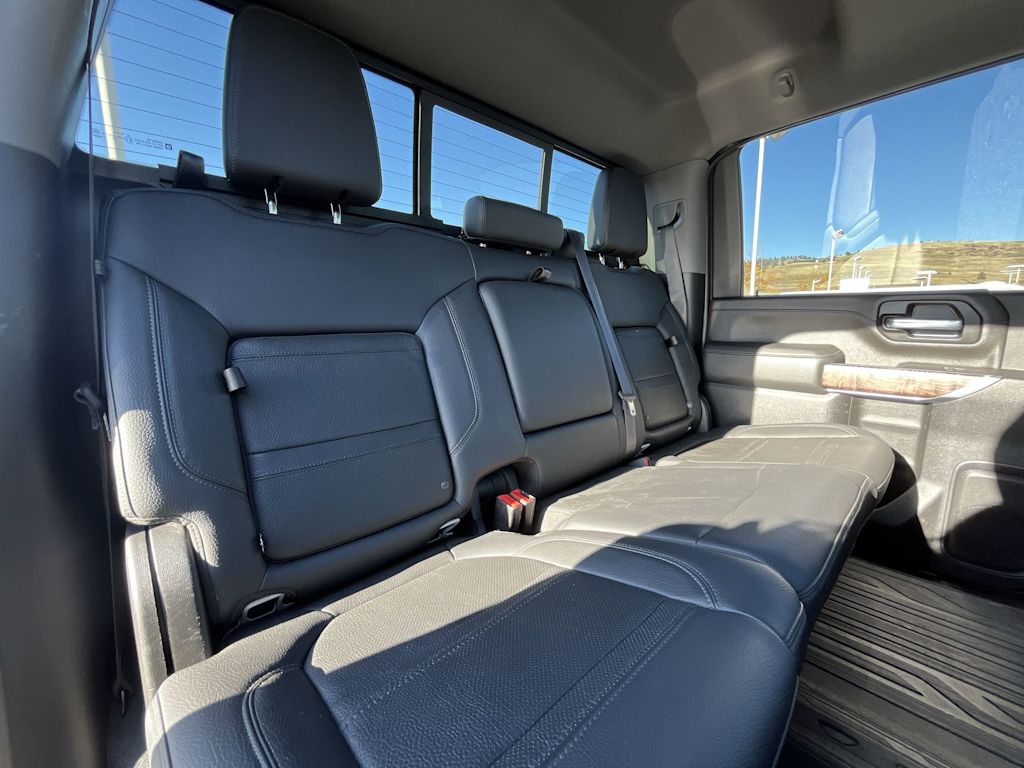 Thumbnail: 2021 GMC Sierra 3500 - 20