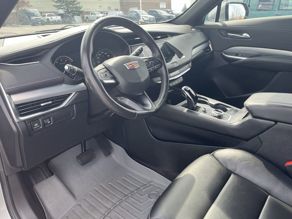 Thumbnail: 2023 Cadillac XT4 - 2