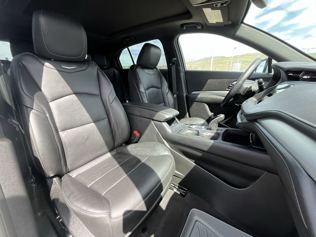 Thumbnail: 2023 Cadillac XT4 - 12