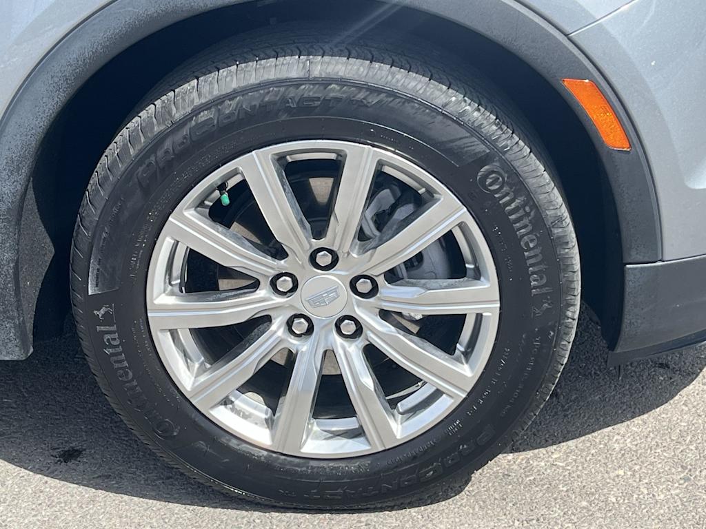 Thumbnail: 2023 Cadillac XT4 - 8