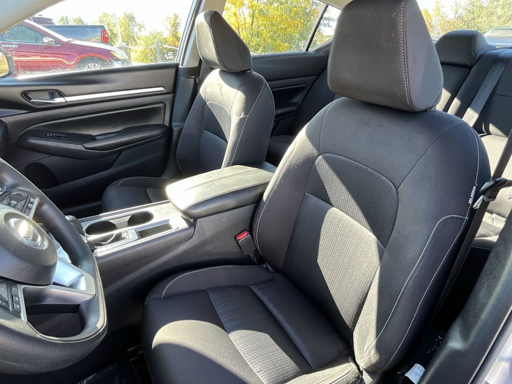 Thumbnail: 2022 Nissan Altima - 11