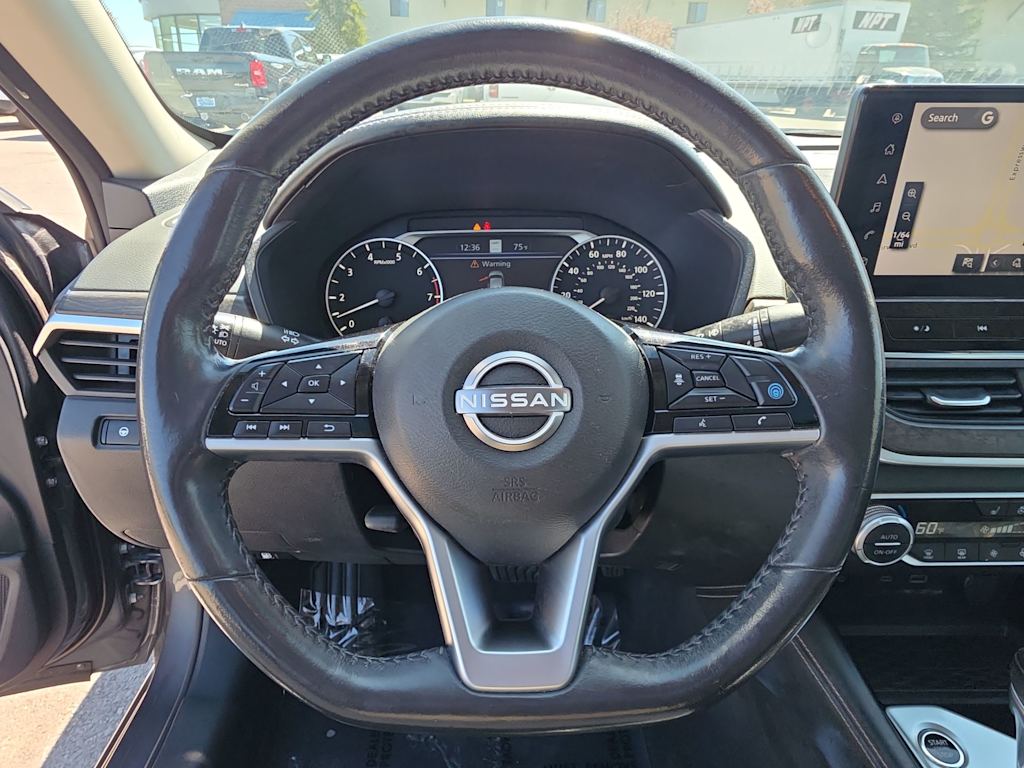 Thumbnail: 2023 Nissan Altima - 10