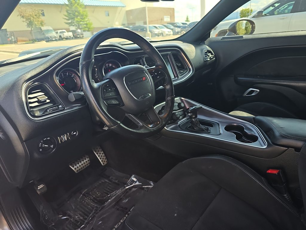 Thumbnail: 2017 Dodge Challenger - 2