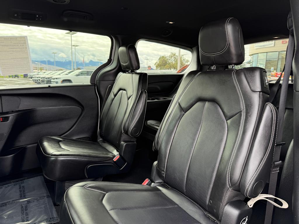 Thumbnail: 2026 Chrysler Pacifica - 26