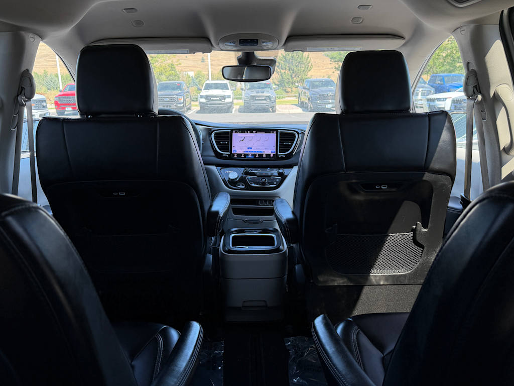 Thumbnail: 2024 Chrysler Pacifica - 25