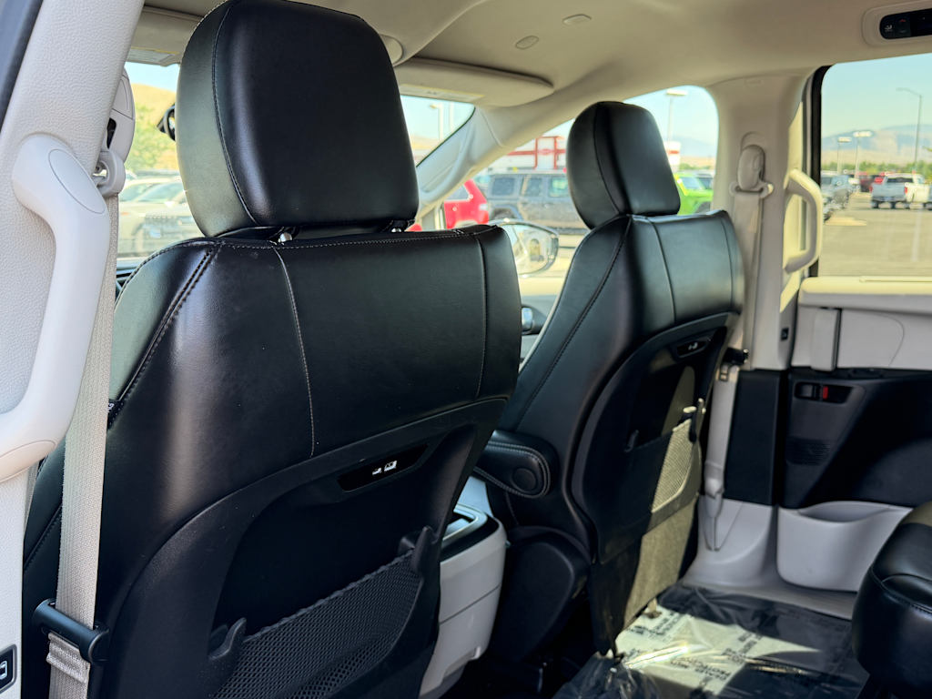 Thumbnail: 2024 Chrysler Pacifica - 27
