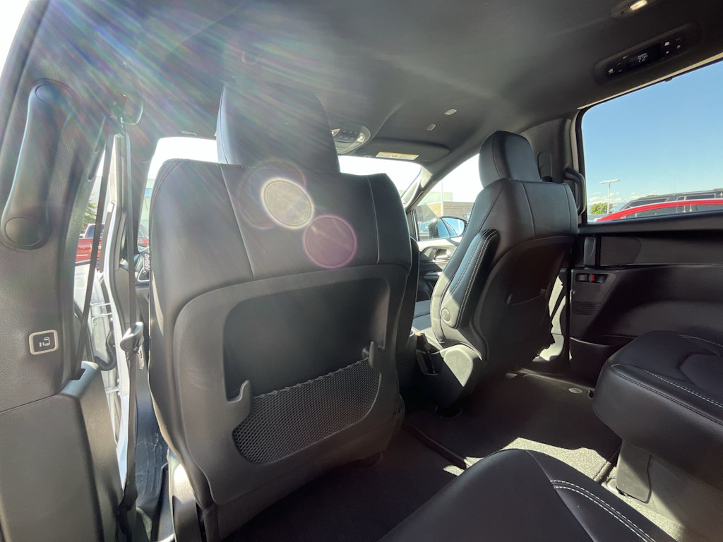 Thumbnail: 2025 Chrysler Voyager - 13