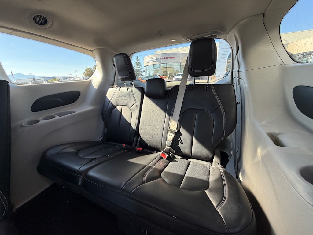 Thumbnail: 2024 Chrysler Pacifica - 24