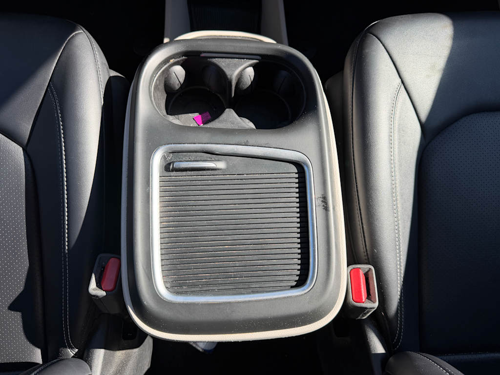 Thumbnail: 2024 Chrysler Pacifica - 22
