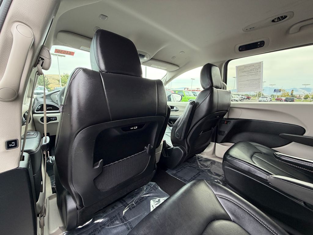 Thumbnail: 2024 Chrysler Pacifica - 25