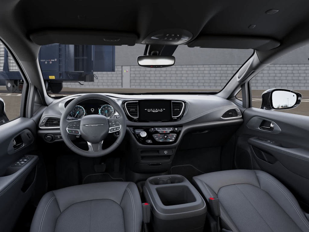 Thumbnail: 2027 Chrysler Pacifica - 2