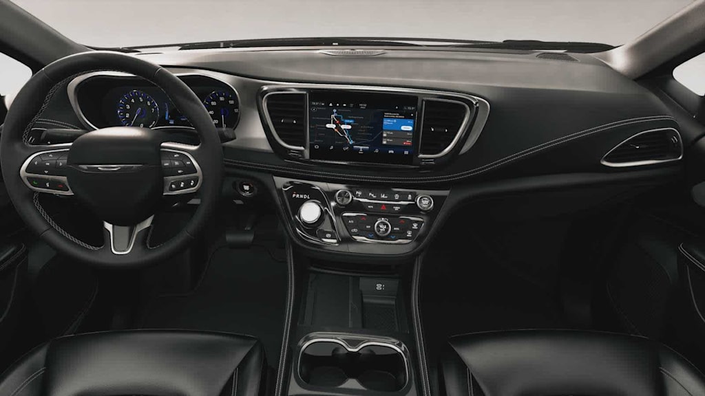 Thumbnail: 2027 Chrysler Pacifica - 3
