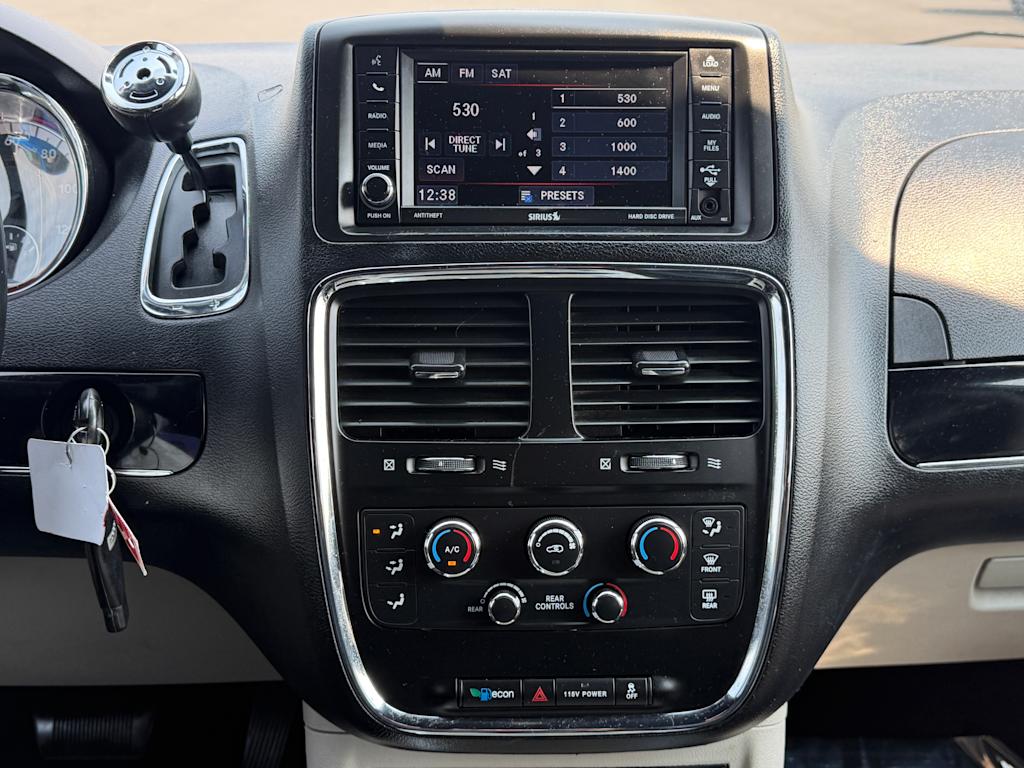 Thumbnail: 2016 Dodge Grand Caravan - 10