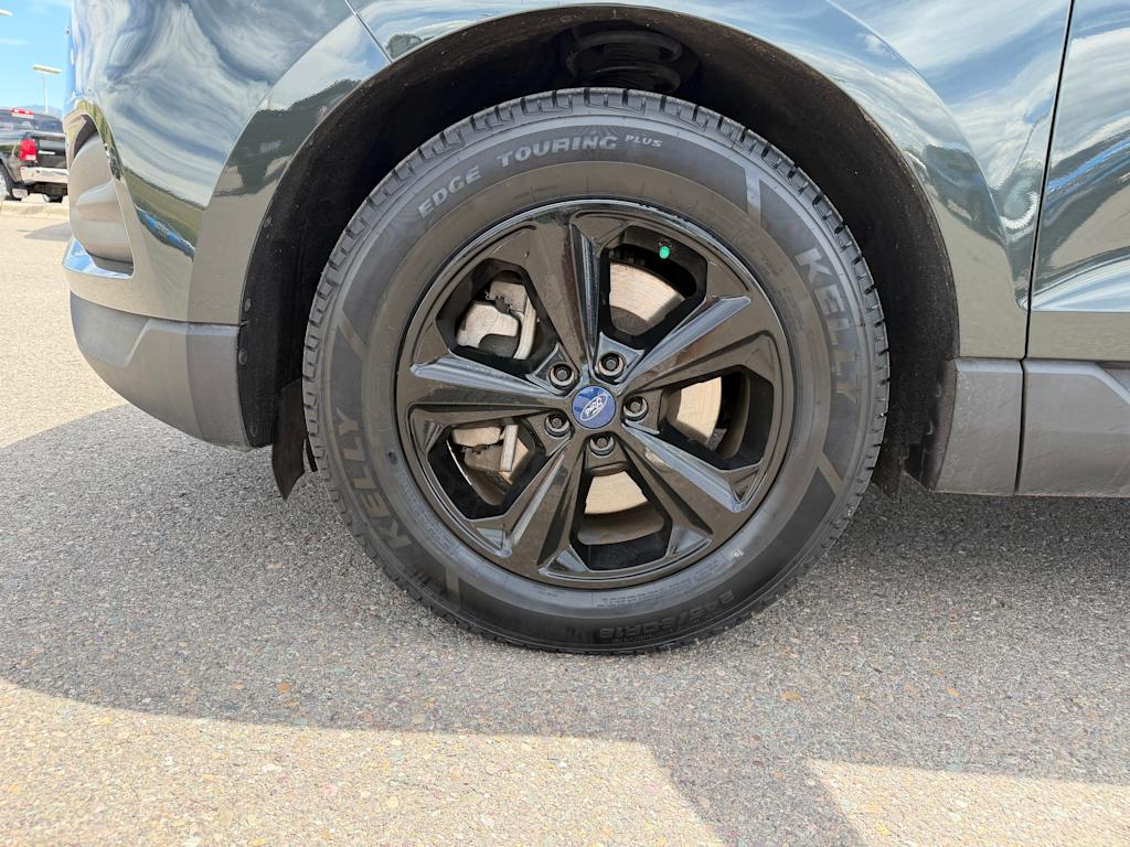 Thumbnail: 2022 Ford Edge - 6