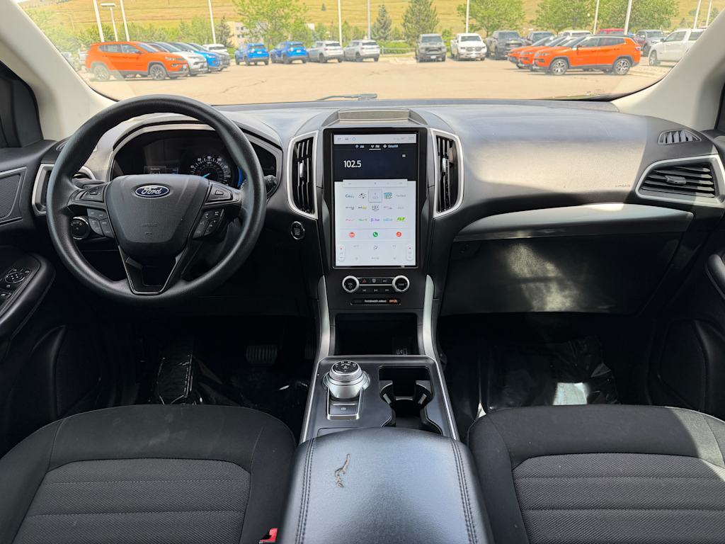 Thumbnail: 2022 Ford Edge - 2