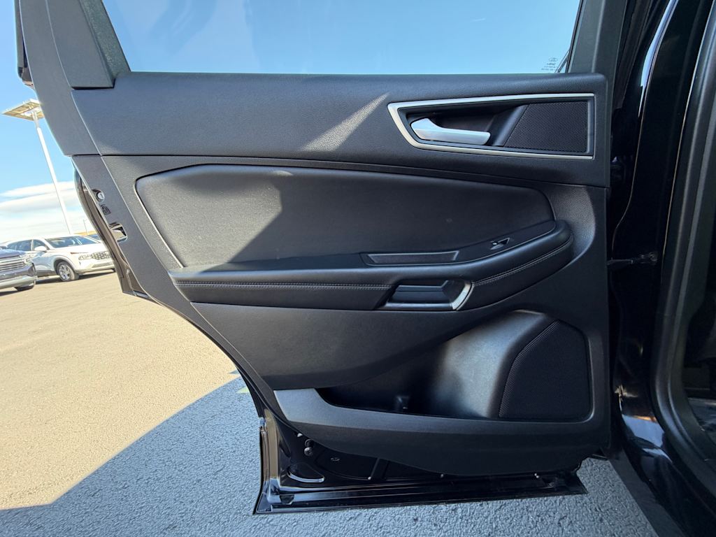 Thumbnail: 2024 Ford Edge - 25
