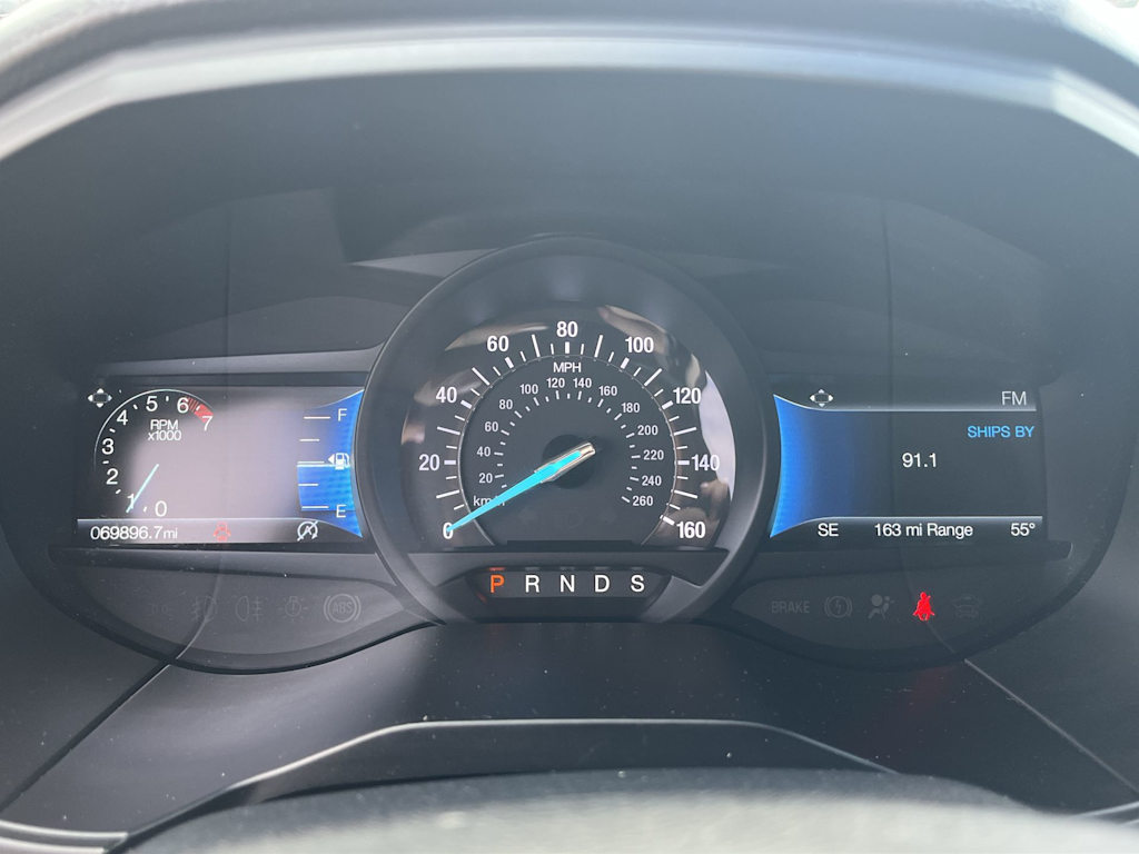 2022 Ford Edge Titanium 16