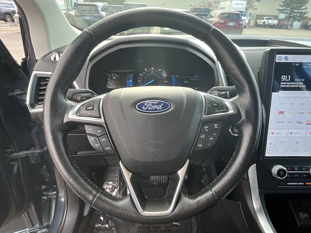 2022 Ford Edge Titanium 14