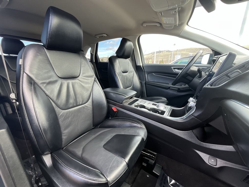 2022 Ford Edge Titanium 20