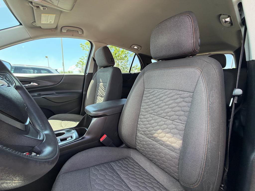 Thumbnail: 2021 Chevrolet Equinox - 8