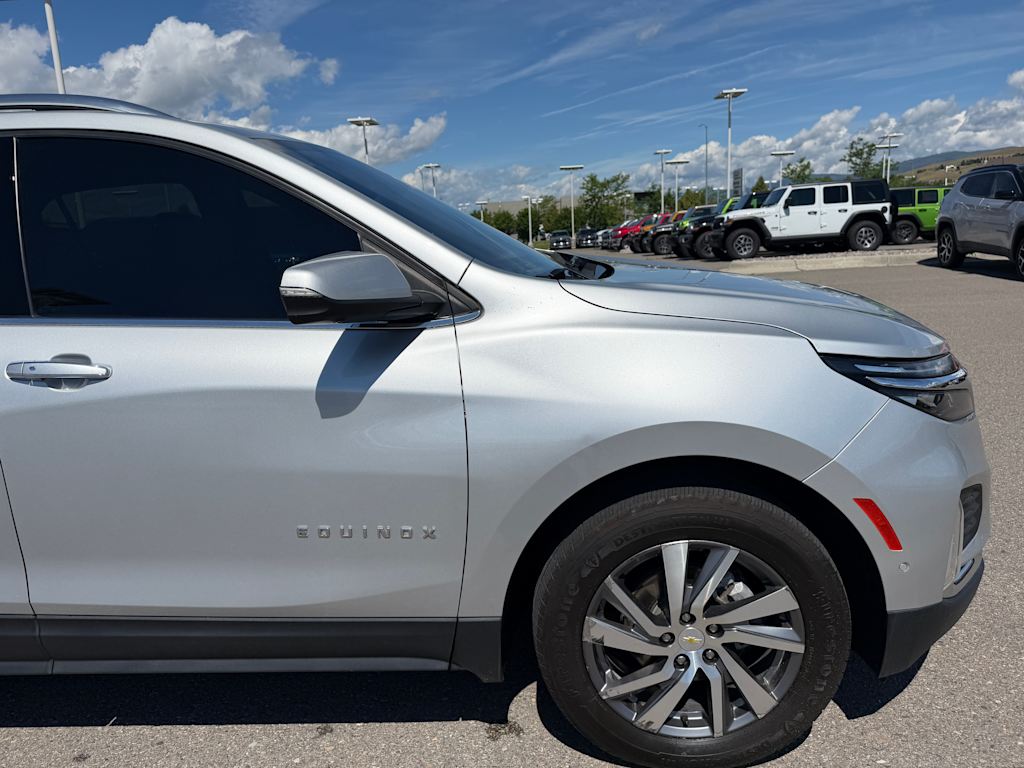Thumbnail: 2022 Chevrolet Equinox - 5