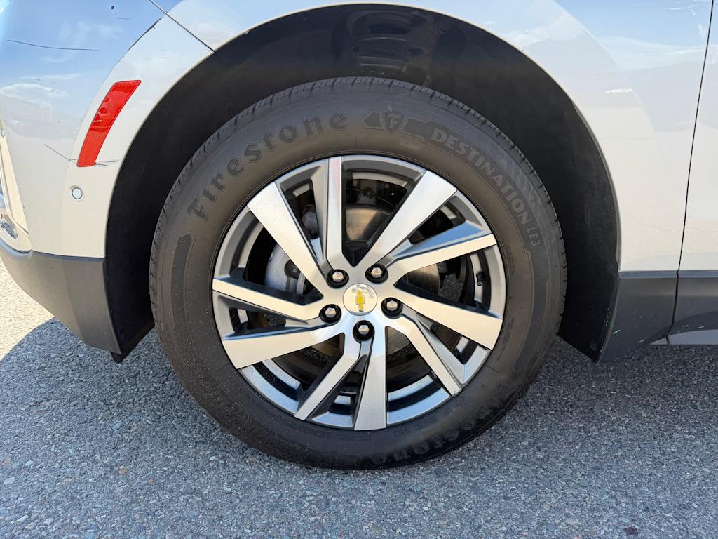Thumbnail: 2022 Chevrolet Equinox - 18