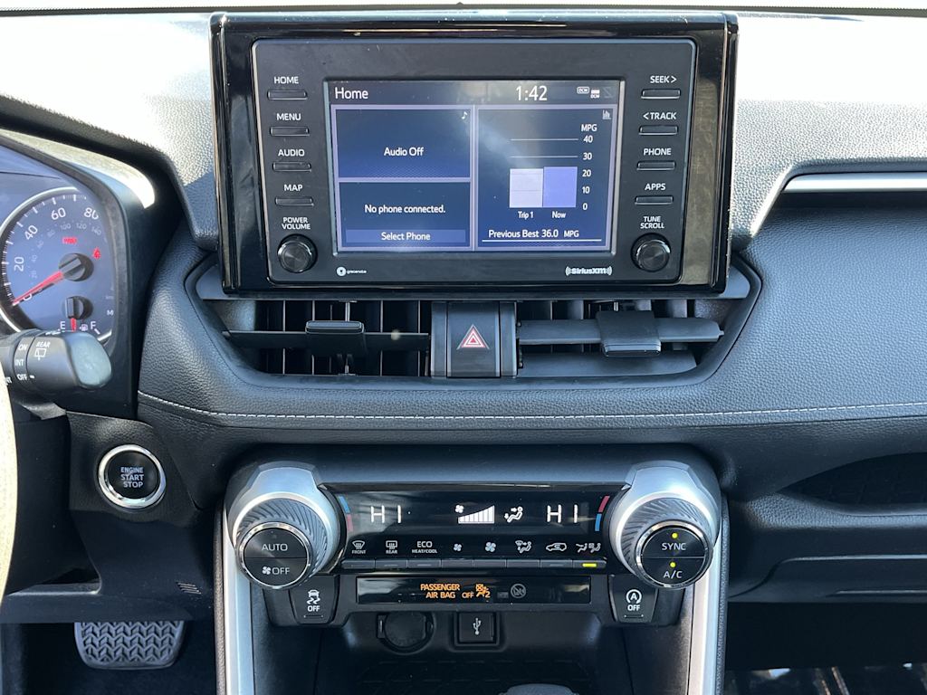 Thumbnail: 2021 Toyota RAV4 - 15