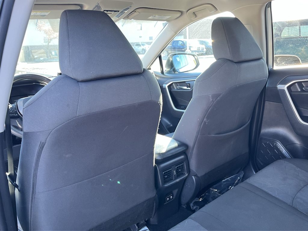 Thumbnail: 2021 Toyota RAV4 - 13