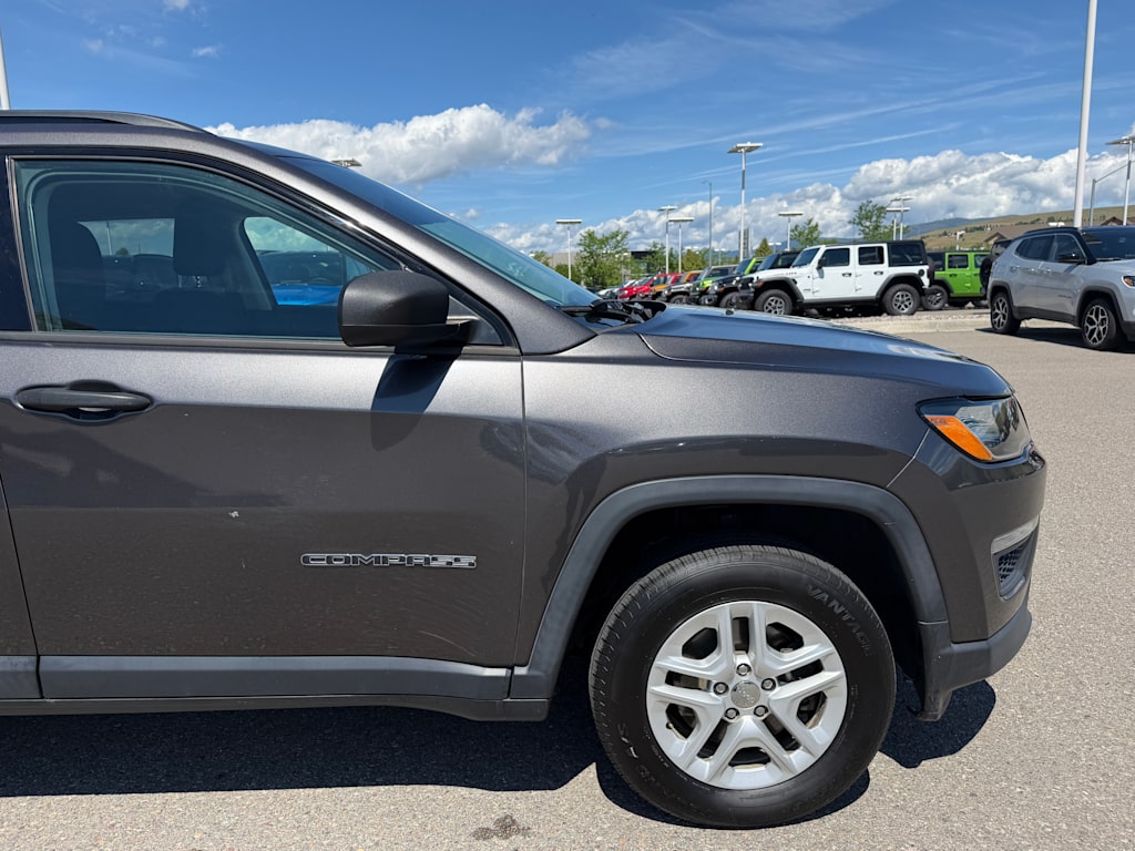 Thumbnail: 2017 Jeep Compass - 5
