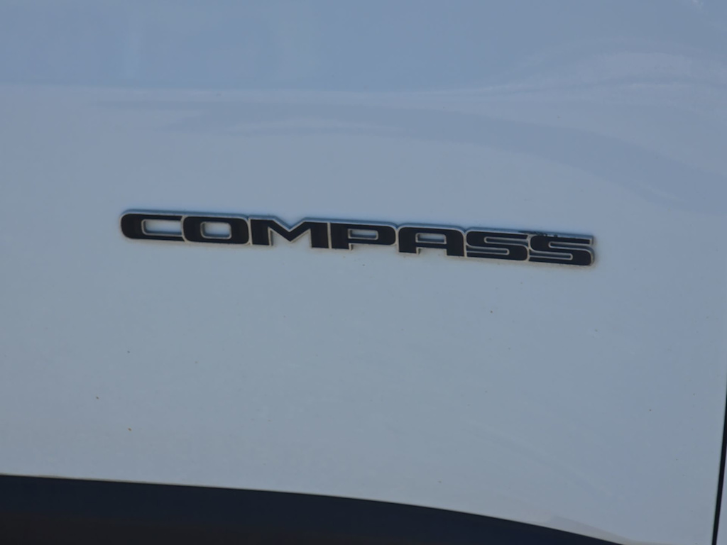 Thumbnail: 2022 Jeep Compass - 7