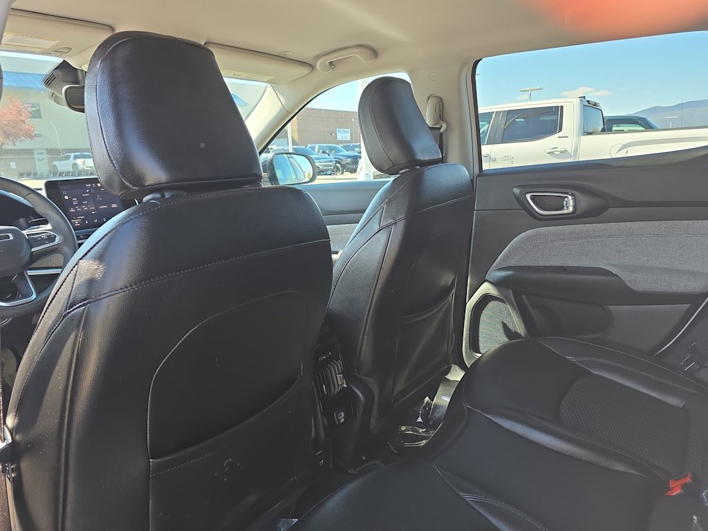 Thumbnail: 2022 Jeep Compass - 13