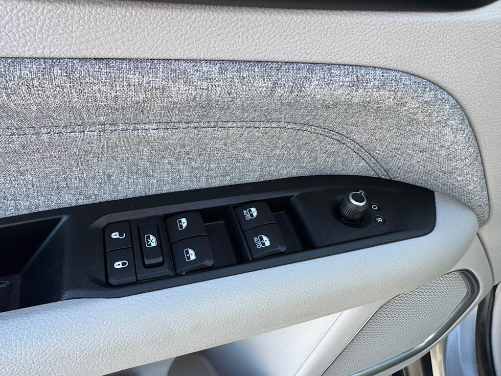 2022 Jeep Compass Latitude 20