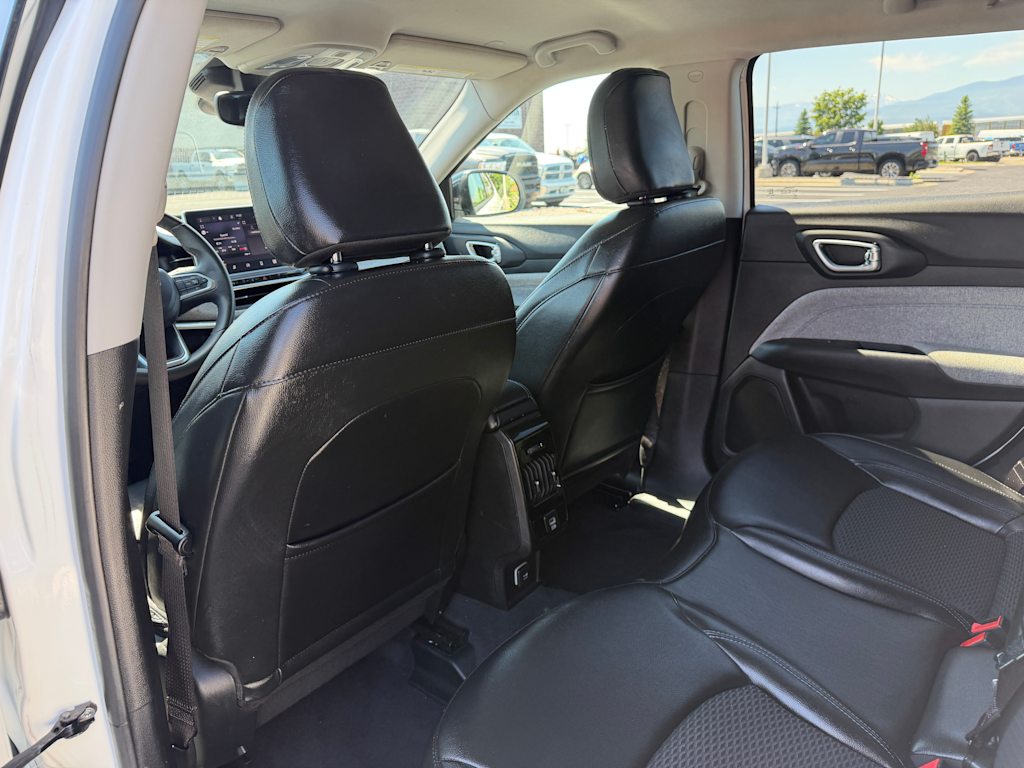 Thumbnail: 2022 Jeep Compass - 28