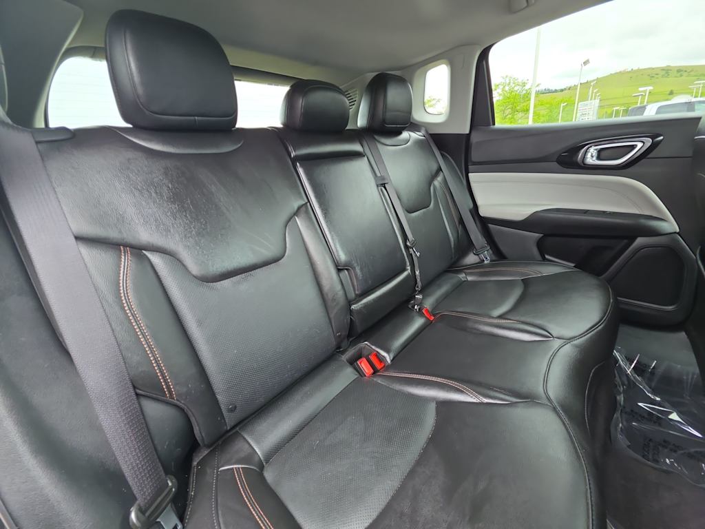 Thumbnail: 2022 Jeep Compass - 21