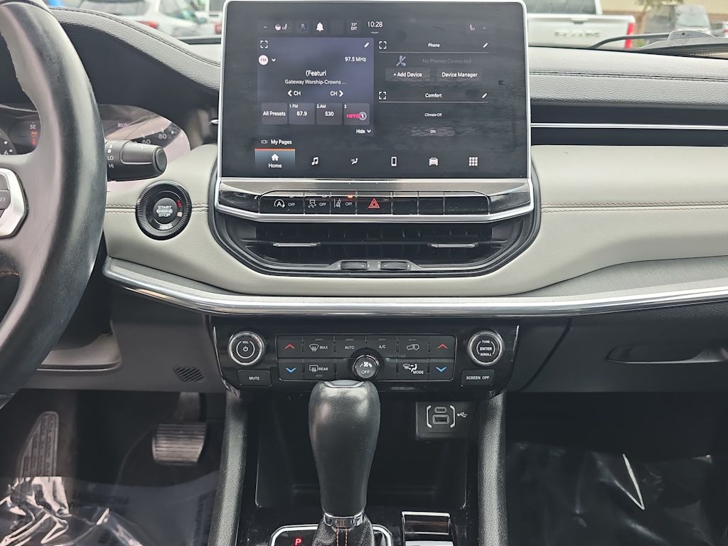 Thumbnail: 2022 Jeep Compass - 15