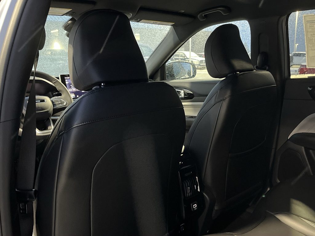 Thumbnail: 2026 Jeep Compass - 13