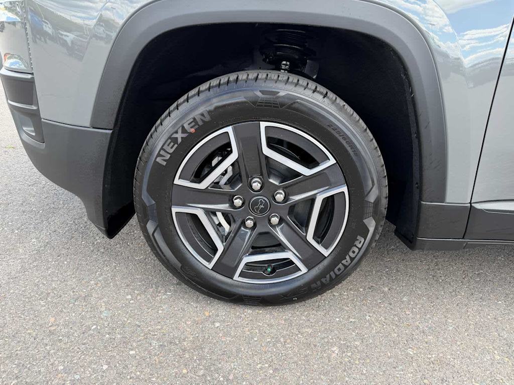 Thumbnail: 2026 Jeep Cherokee - 5