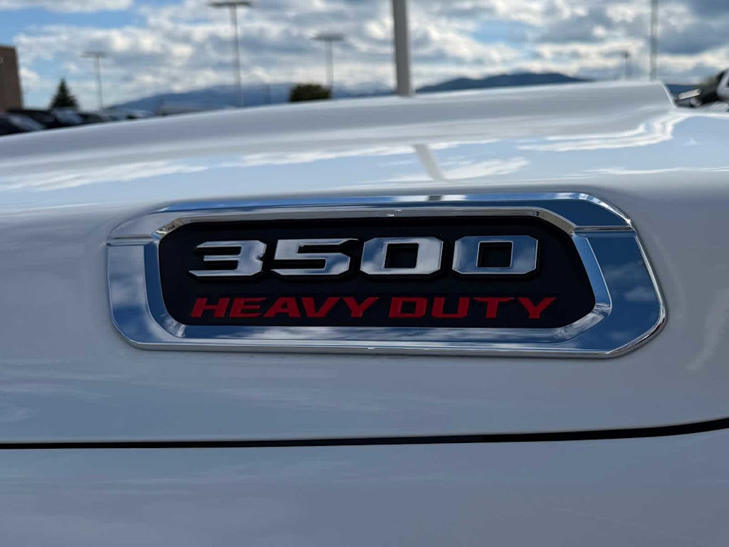 Thumbnail: 2026 RAM 3500 - 39