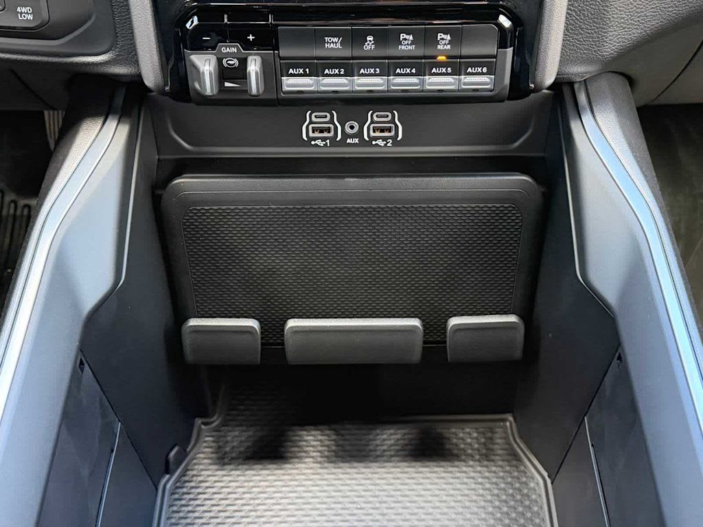 Thumbnail: 2026 RAM 3500 - 32