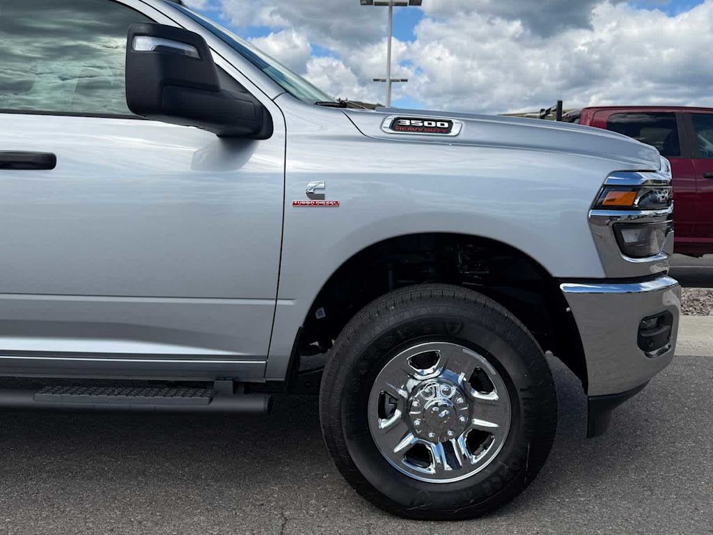 Thumbnail: 2026 RAM 3500 - 5