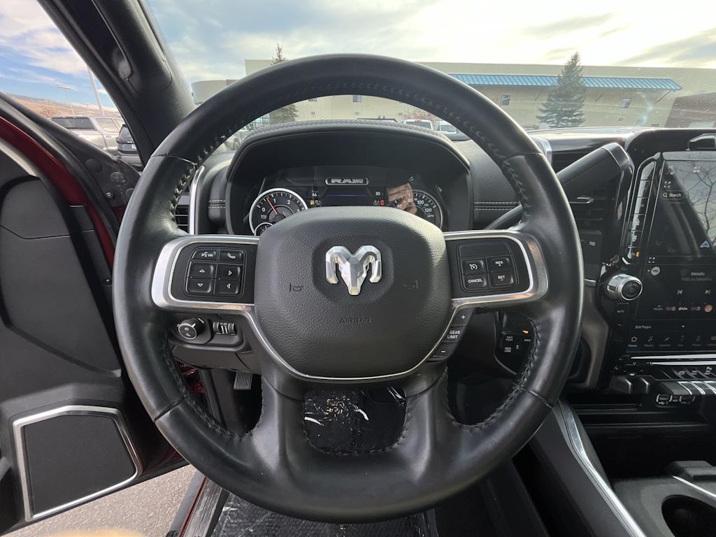 2022 RAM 3500 Laramie 13