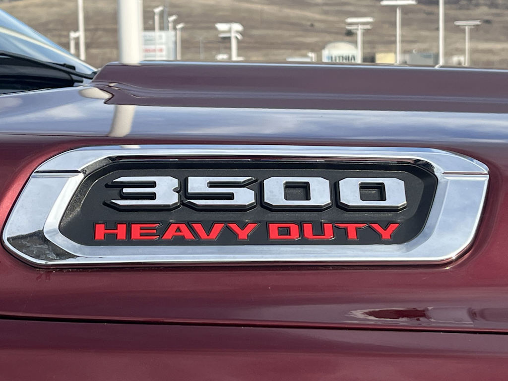 2022 RAM 3500 Laramie 7