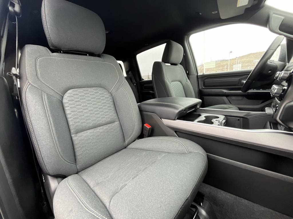 Thumbnail: 2026 RAM 1500 - 11