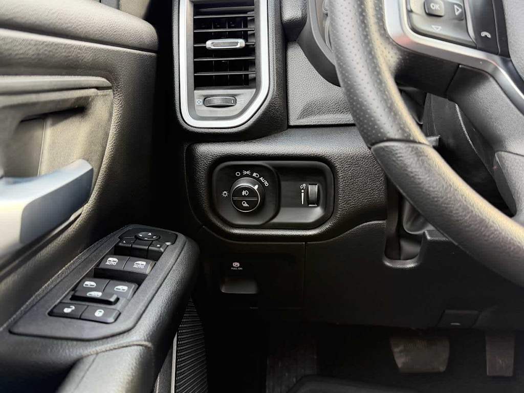 Thumbnail: 2026 RAM 1500 - 46