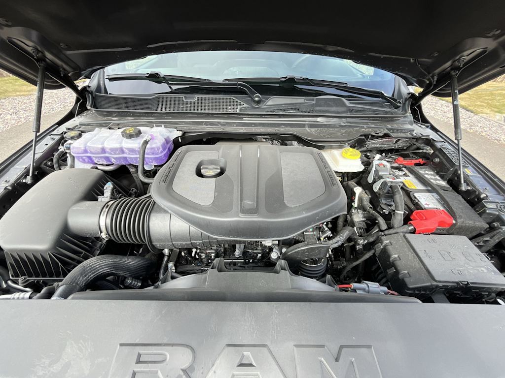 Thumbnail: 2026 RAM 1500 - 9