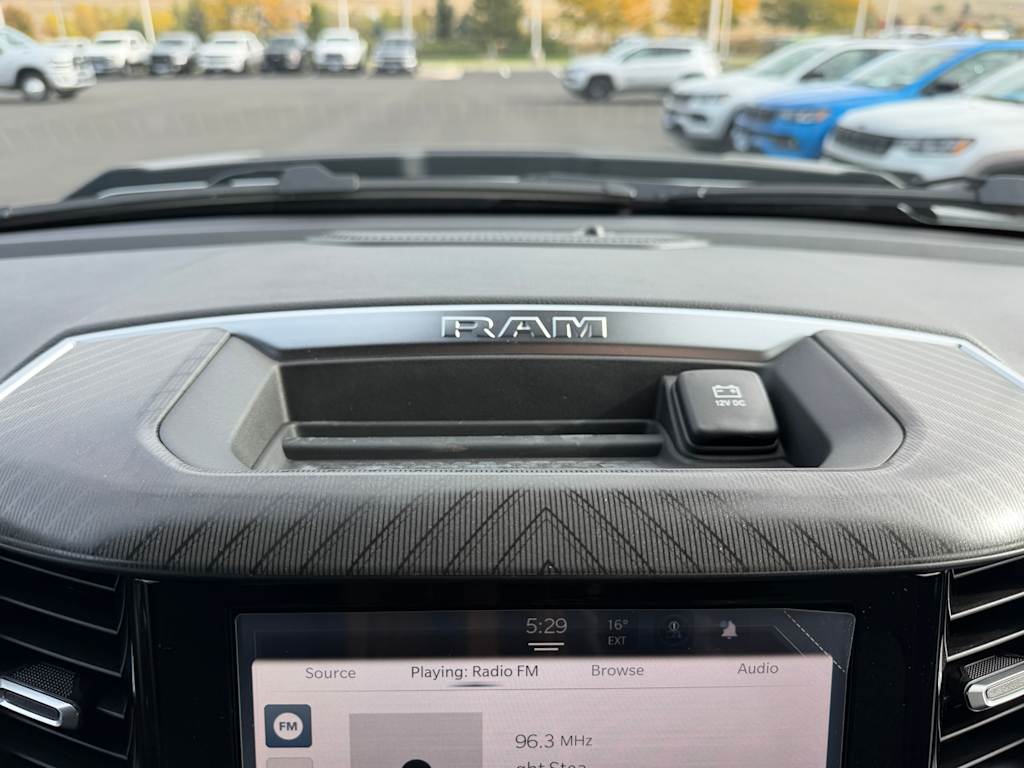 Thumbnail: 2026 RAM 1500 - 25