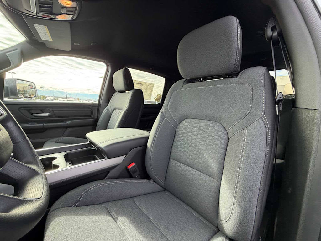 Thumbnail: 2026 RAM 1500 - 7
